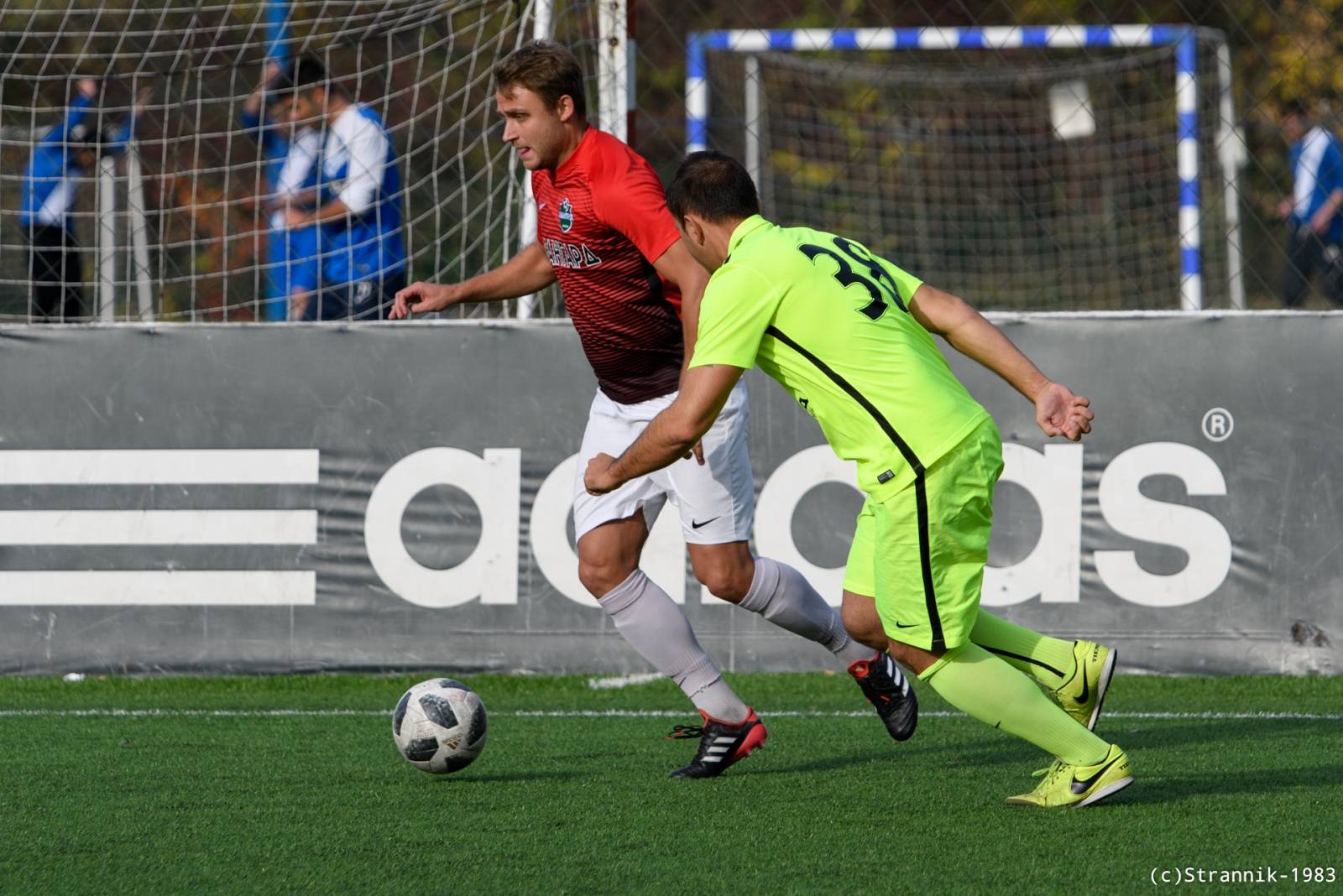 Pischevik Vs Avangard 9