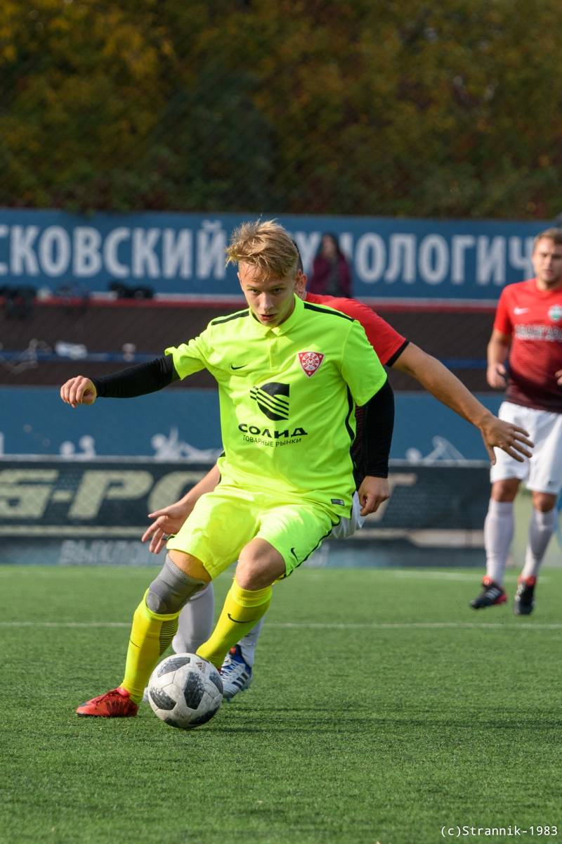 Pischevik Vs Avangard 15