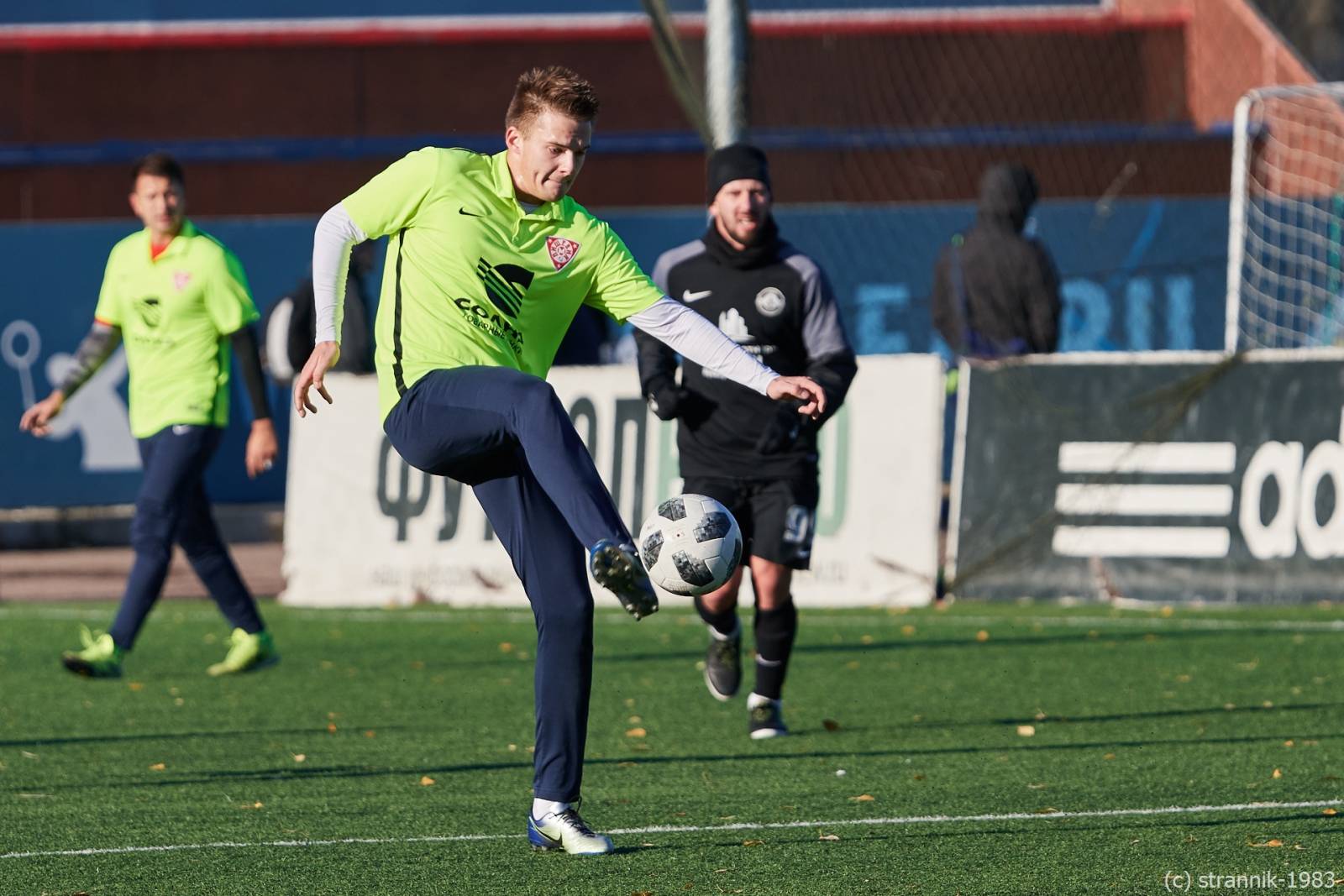 Pischevik_vs_Titan 80.jpg