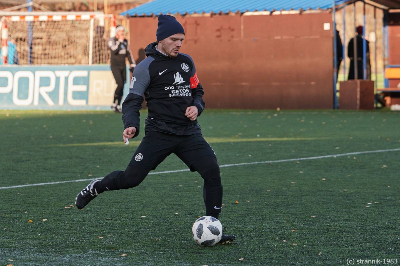 Pischevik Vs Titan 35