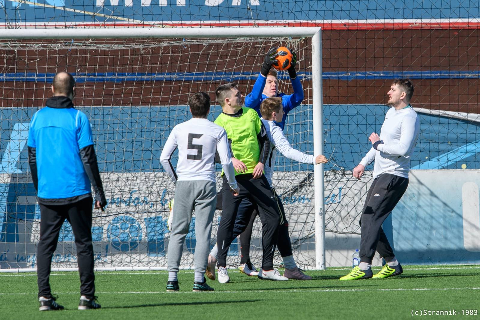 Zaryad Vs Flagman99 13