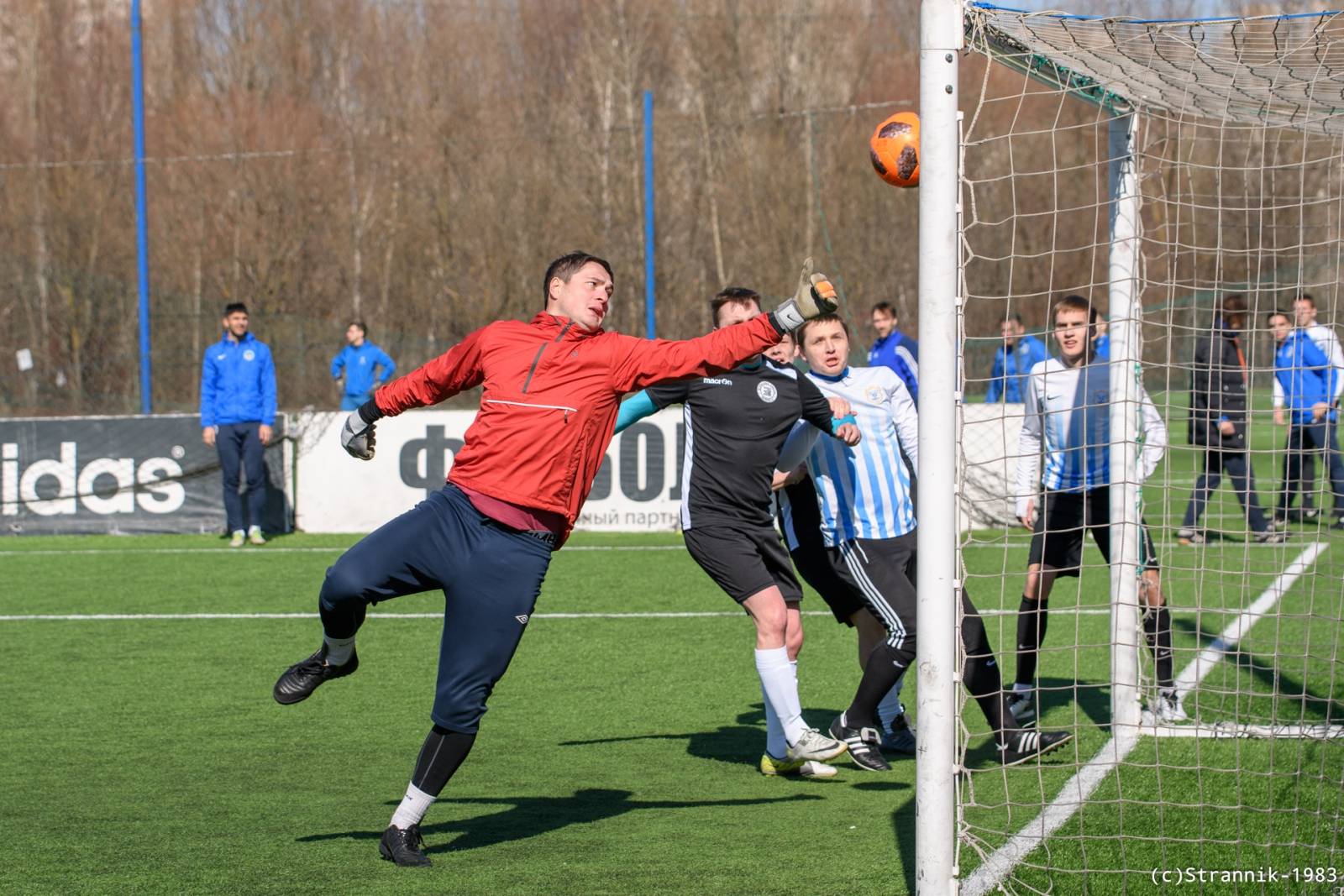 Zyuzino 41 Vs Nika VRK 28