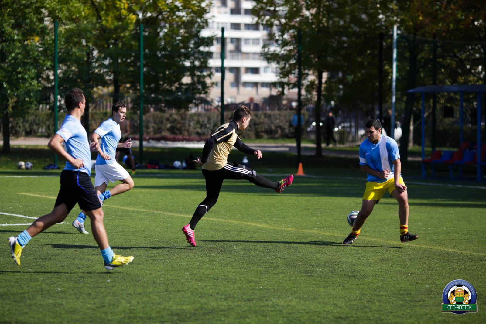 ALBA9898.jpg ALBA9898.jpg