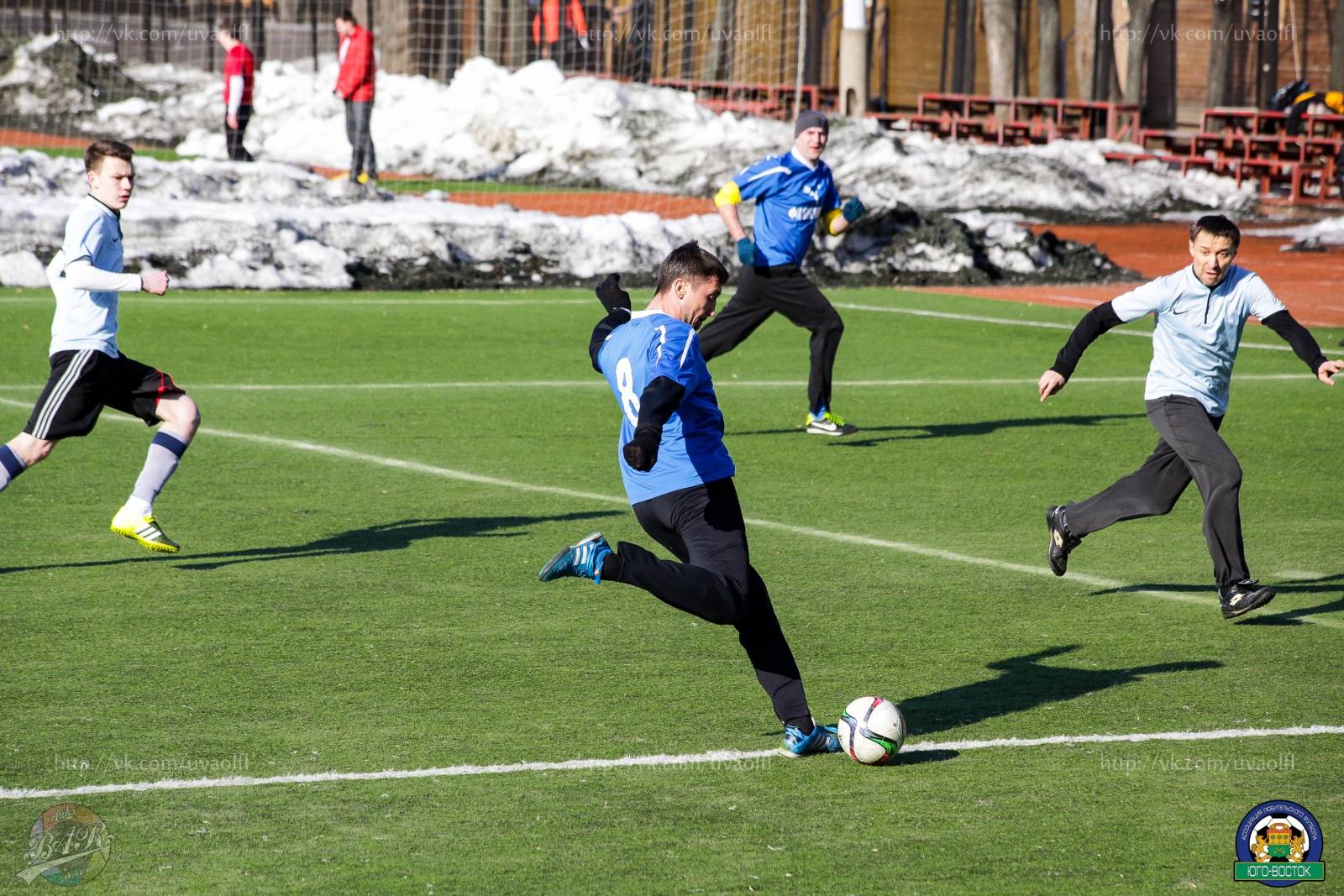 ALBA8800.jpg ALBA8800.jpg