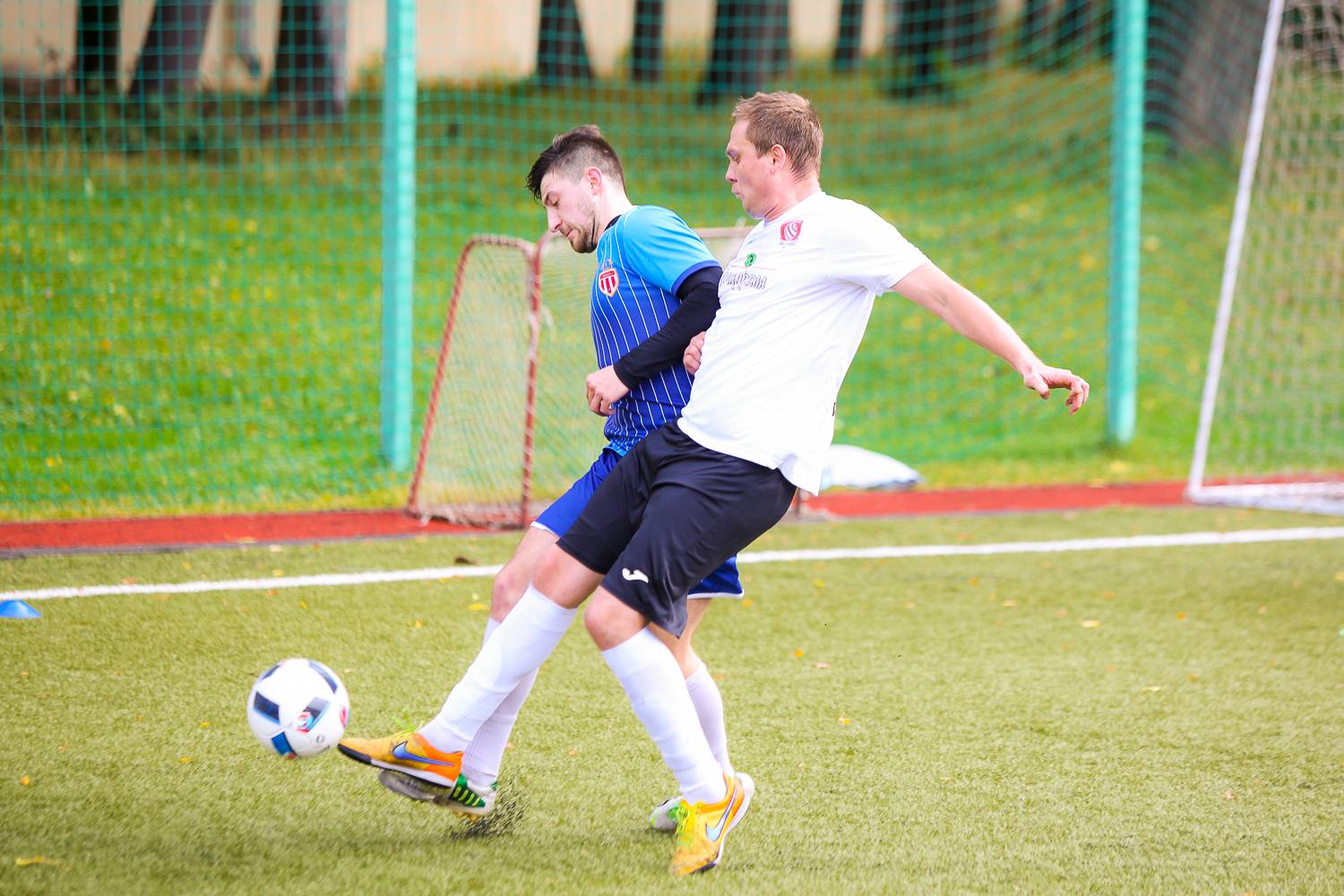 MH4A1452.jpg MH4A1452.jpg