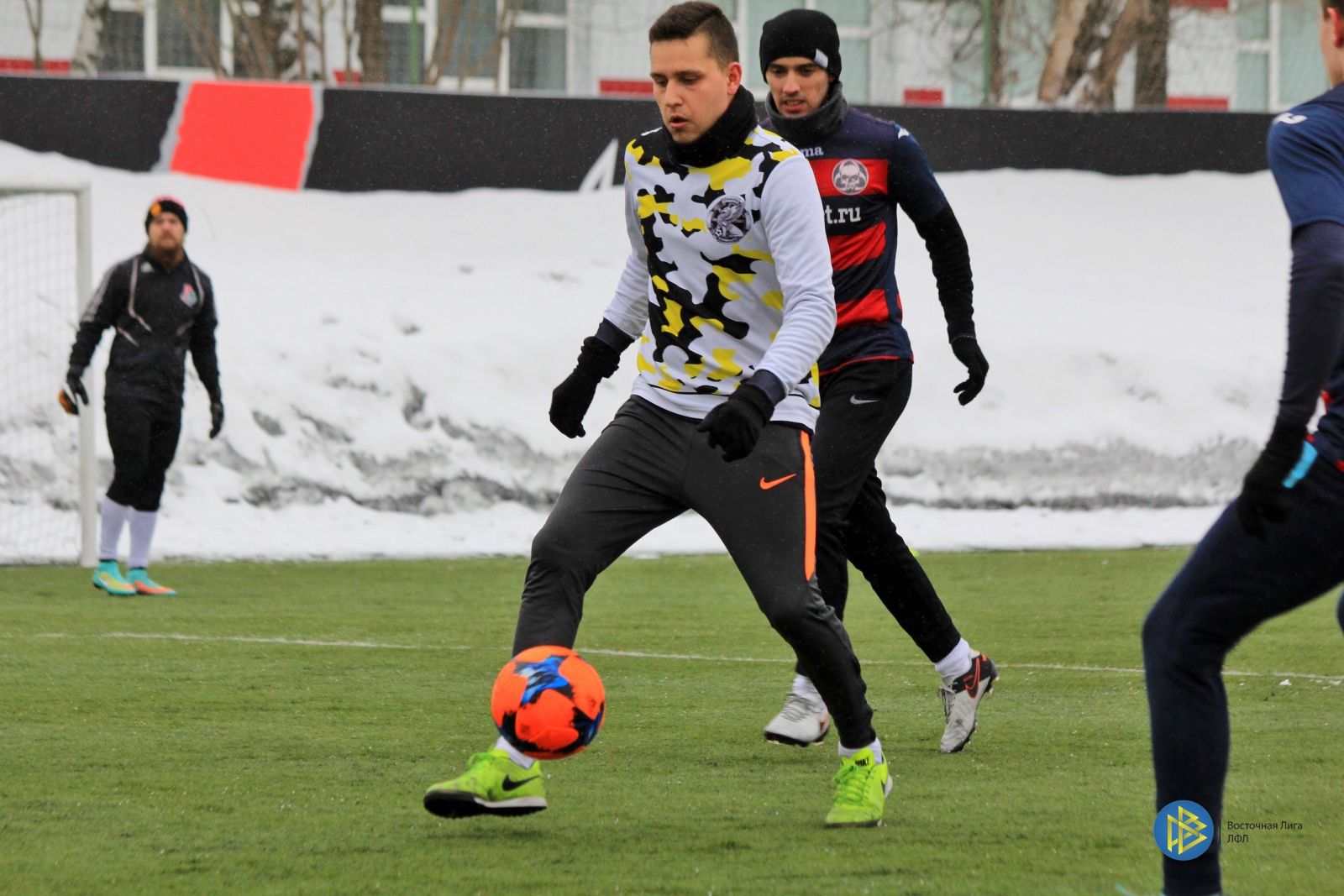 IMG_1002.jpg IMG_1002.jpg