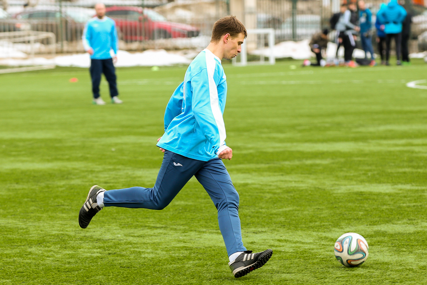 MH4A6893 2 MH4A6893 2